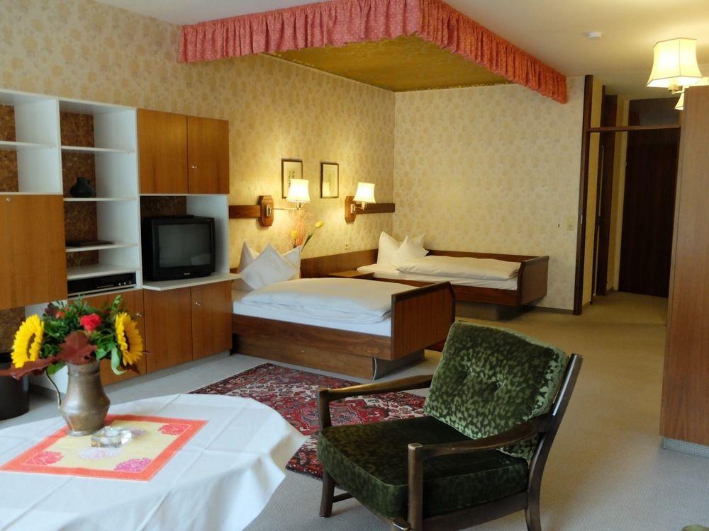 Hotel Valsana Am Kurpark Бад-Вильдбад Экстерьер фото