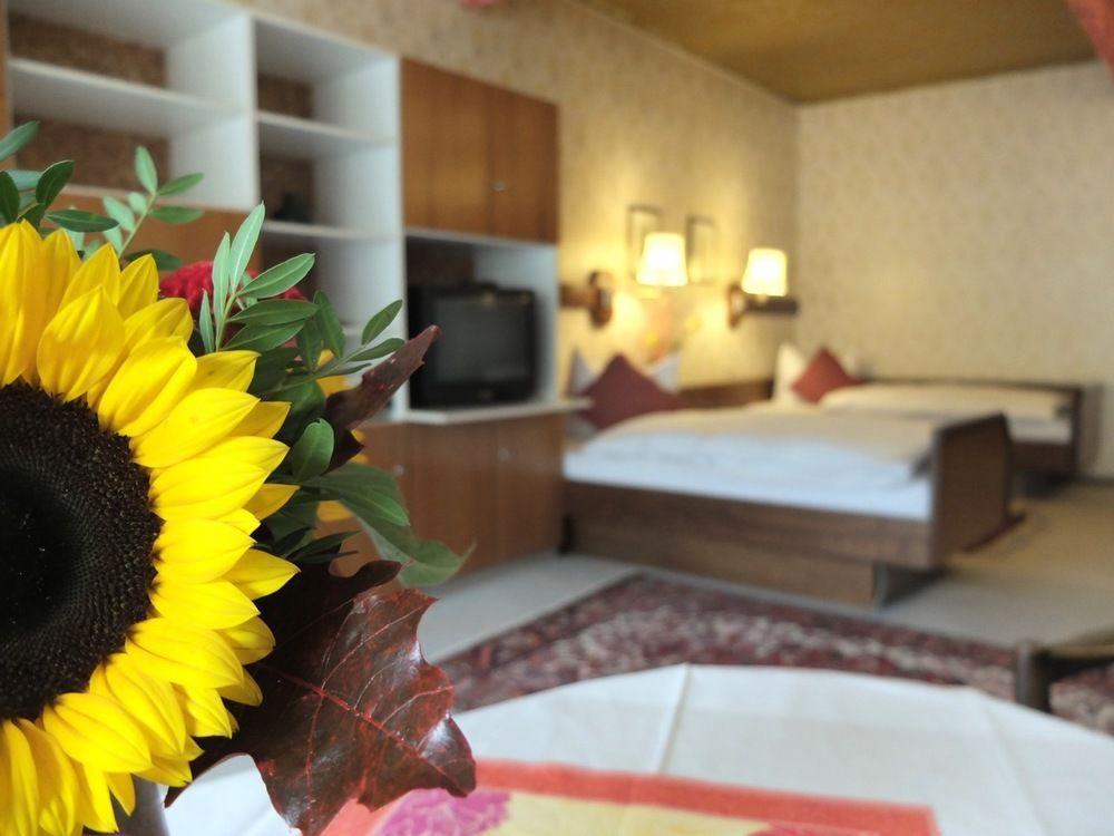 Hotel Valsana Am Kurpark Бад-Вильдбад Экстерьер фото