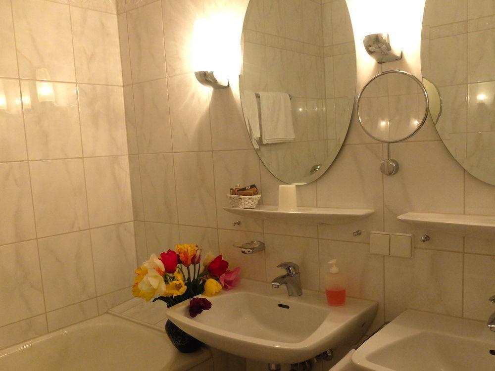Hotel Valsana Am Kurpark Бад-Вильдбад Экстерьер фото